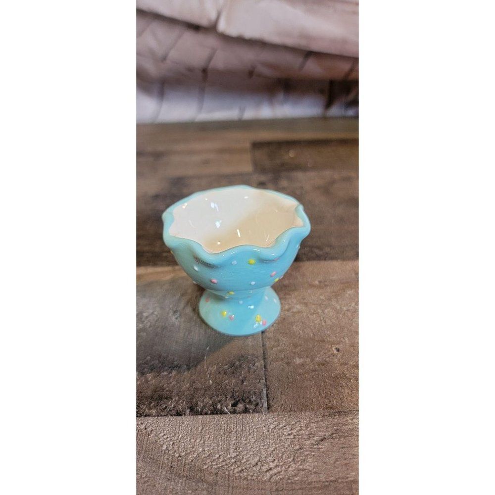 Ceramic polka dot blue‎ egg holder cup
